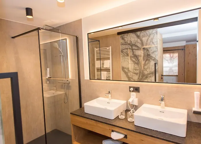 Hotel-restaurant Waldhof Muhr 4*